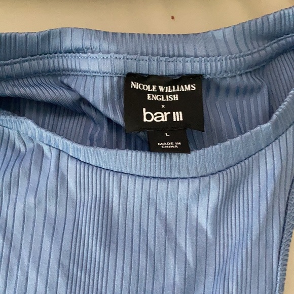 Top - Picture 2 of 3